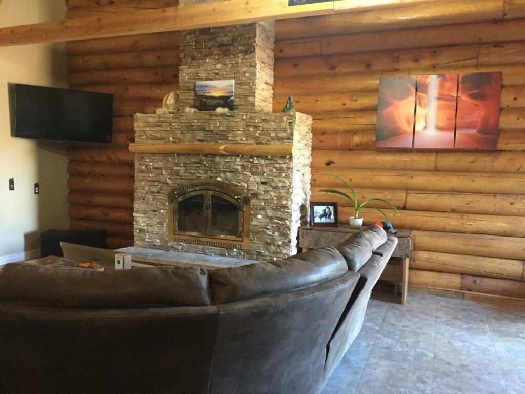 Ponderosa Inn Эскаланте Экстерьер фото